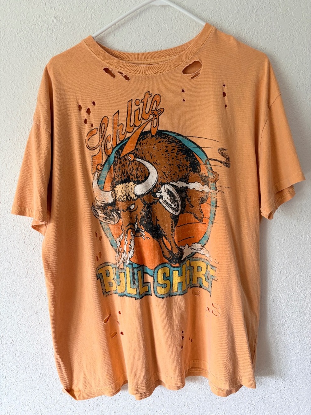 Pabst Schlitz “Bull Shirt” distressed graphic tee 🧡